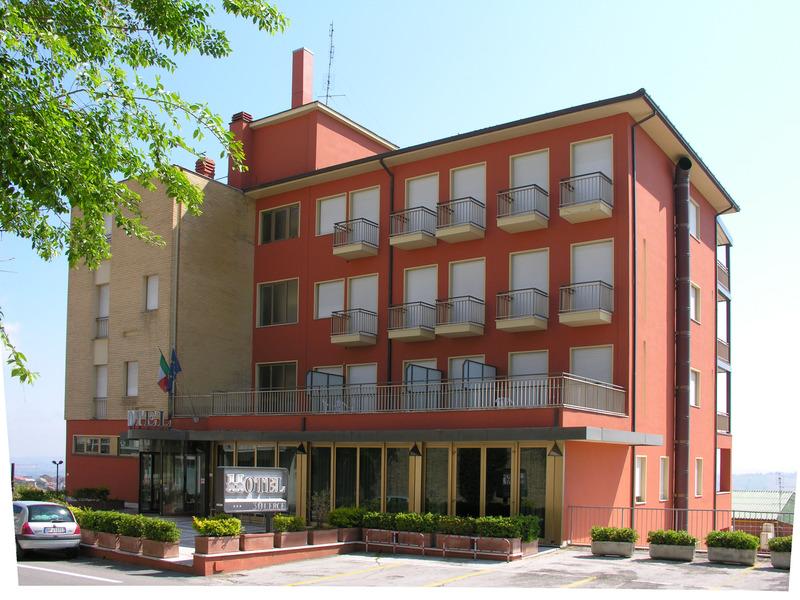 Hotel 3 Querce Camerano Zewnętrze zdjęcie